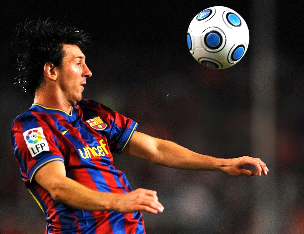 梅西关键节点精彩发挥，西班牙队带队取胜！(梅西关键节点精彩发挥,西班牙队带队取胜了吗)